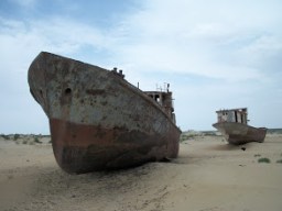 aral sea desert ships